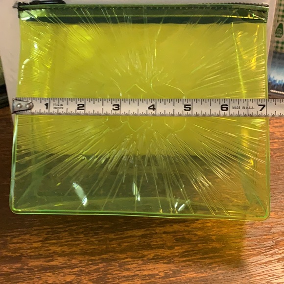 Urban Decay makeup bag - Picture 2 of 3